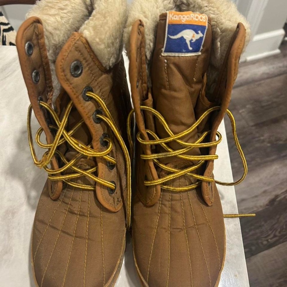 Vintage Brown KangaRoos boots‎